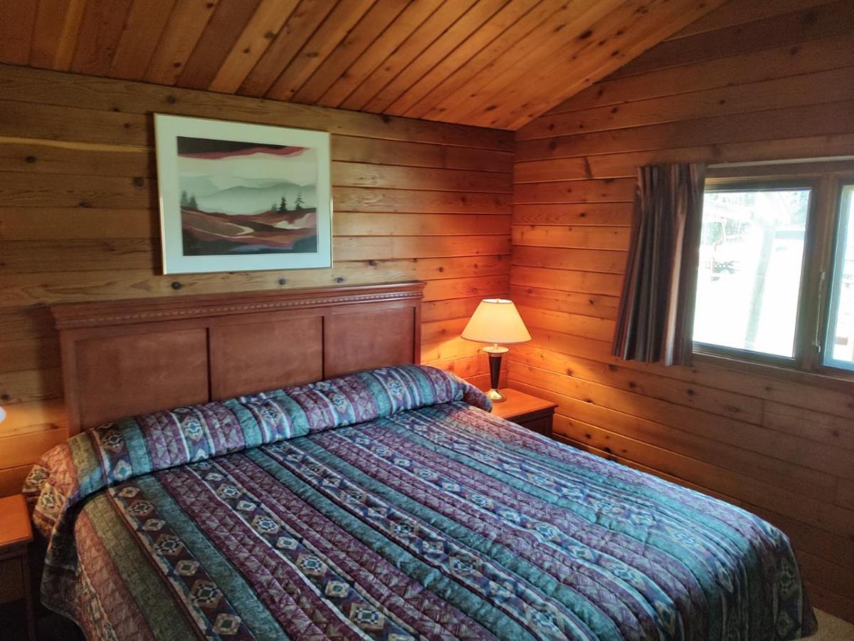 Lac Le Jeune Nature Resort Logan Lake Exterior photo