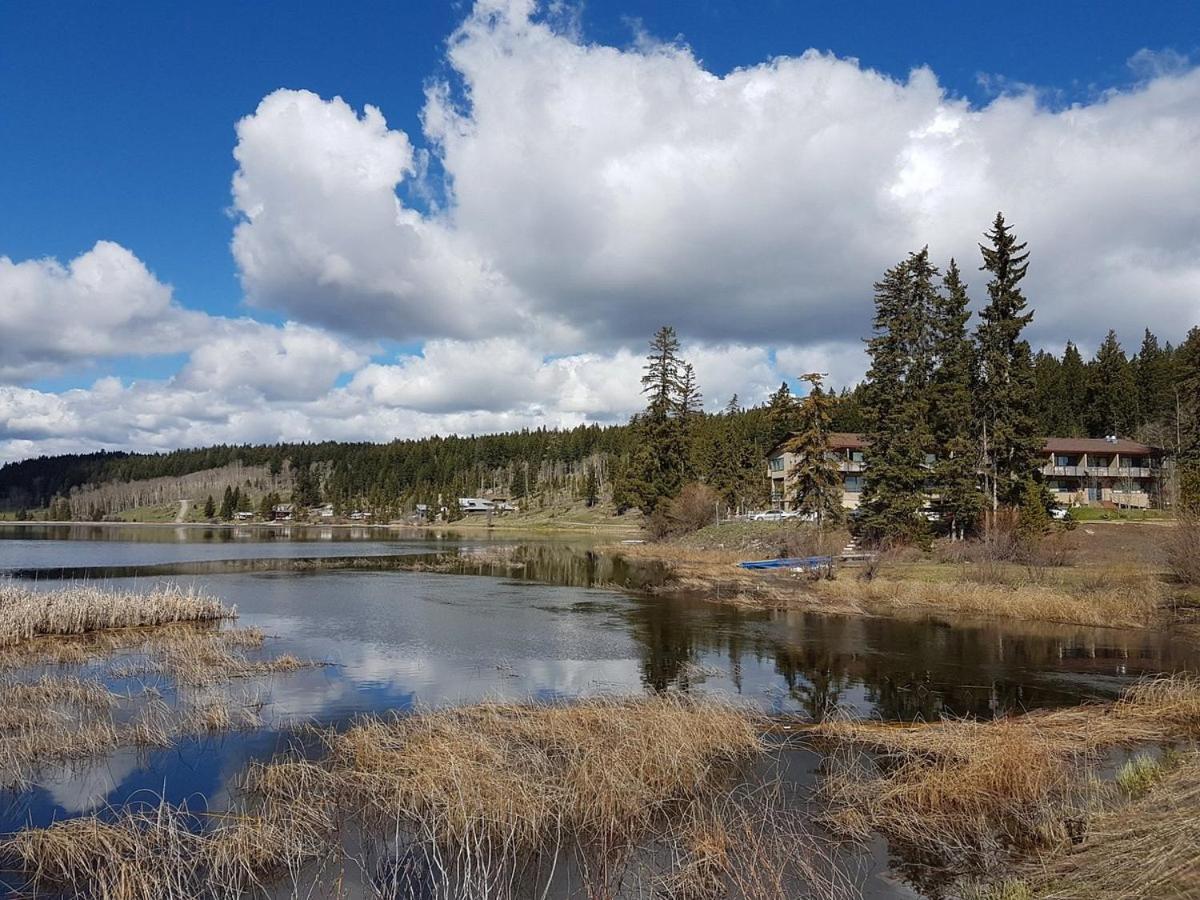 Lac Le Jeune Nature Resort Logan Lake Exterior photo