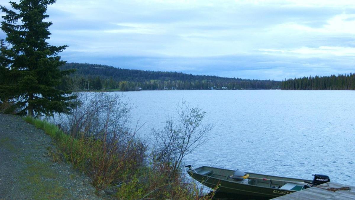 Lac Le Jeune Nature Resort Logan Lake Exterior photo