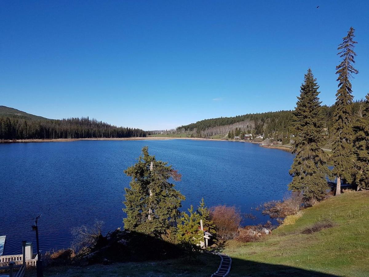 Lac Le Jeune Nature Resort Logan Lake Exterior photo