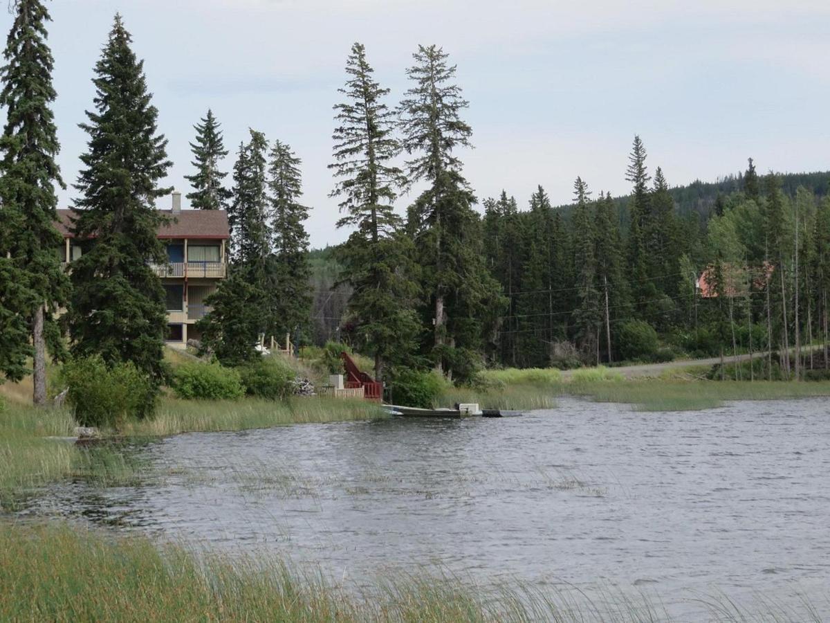 Lac Le Jeune Nature Resort Logan Lake Exterior photo