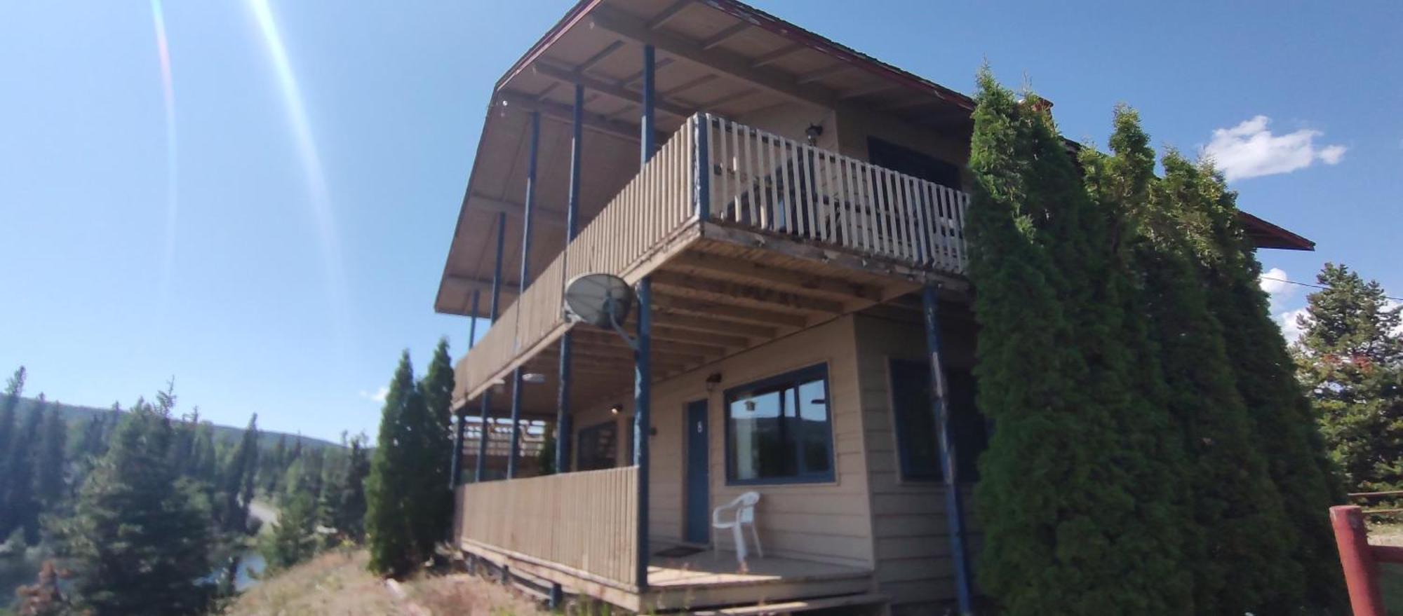 Lac Le Jeune Nature Resort Logan Lake Exterior photo
