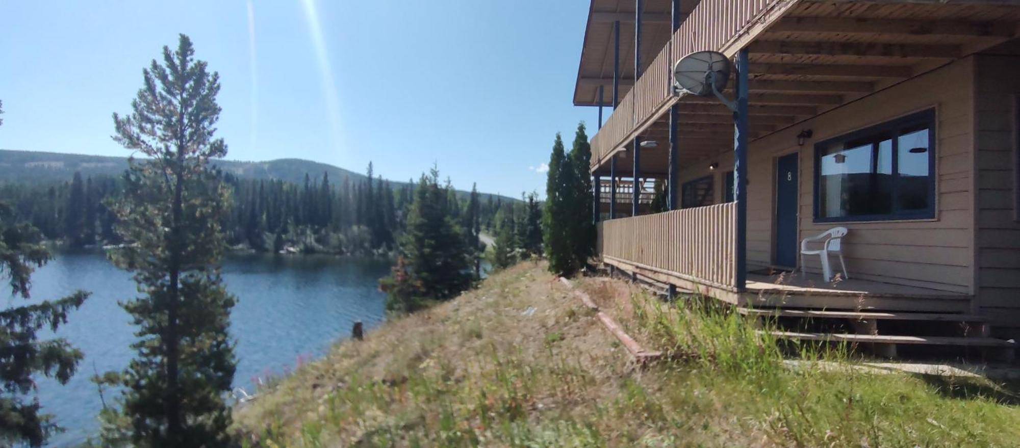 Lac Le Jeune Nature Resort Logan Lake Exterior photo